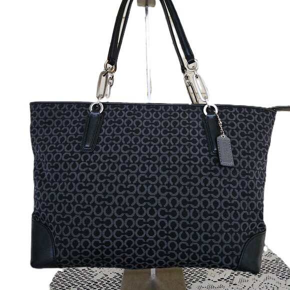 Euc Coach Signature Black Shoulder Bag Purse - Picture 1 of 13